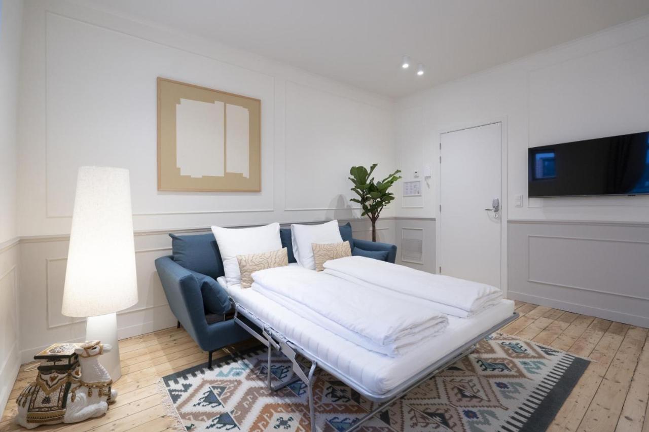 Shway Le Pierre Apartment Antwerp Exterior photo
